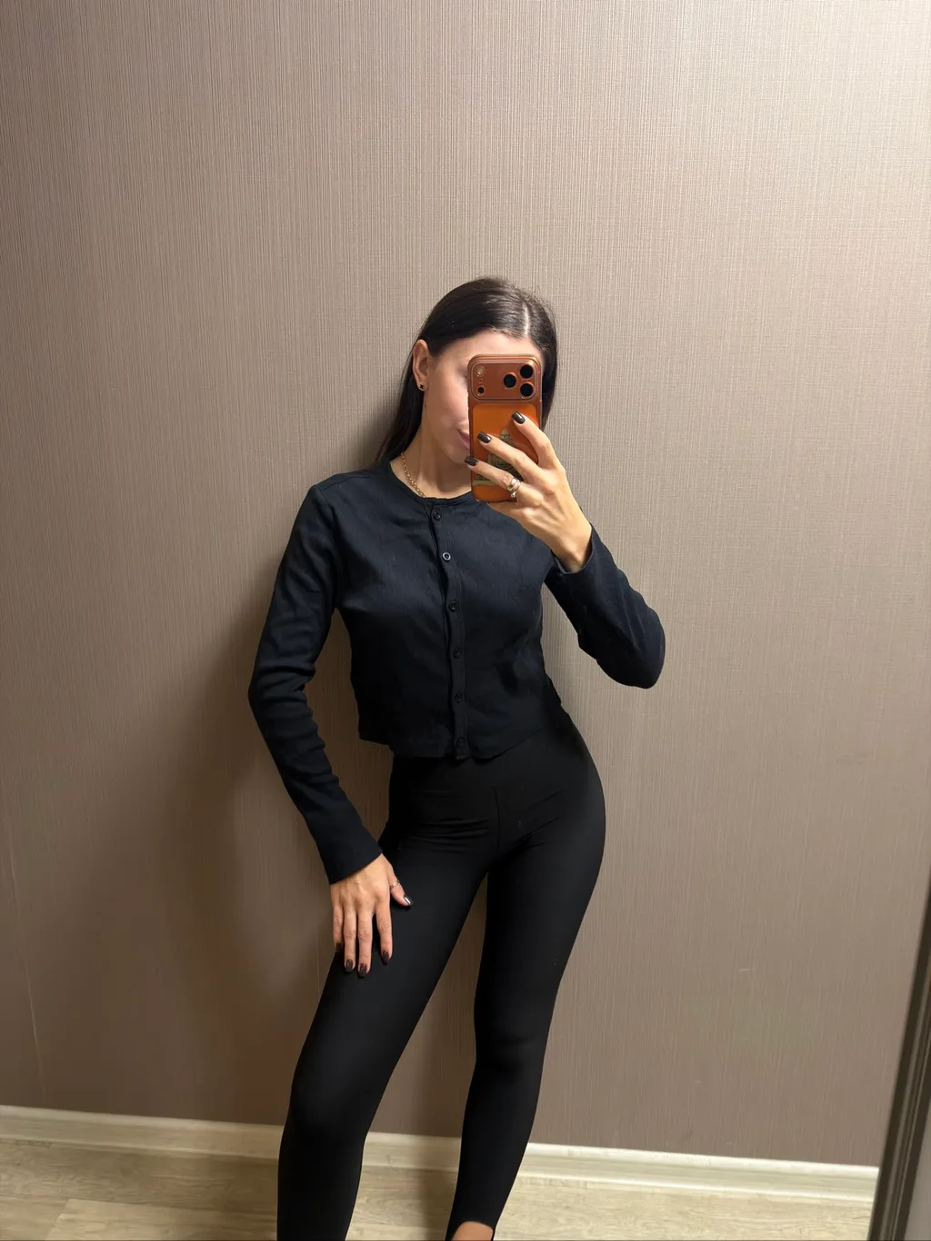Базовий светрик від Zara