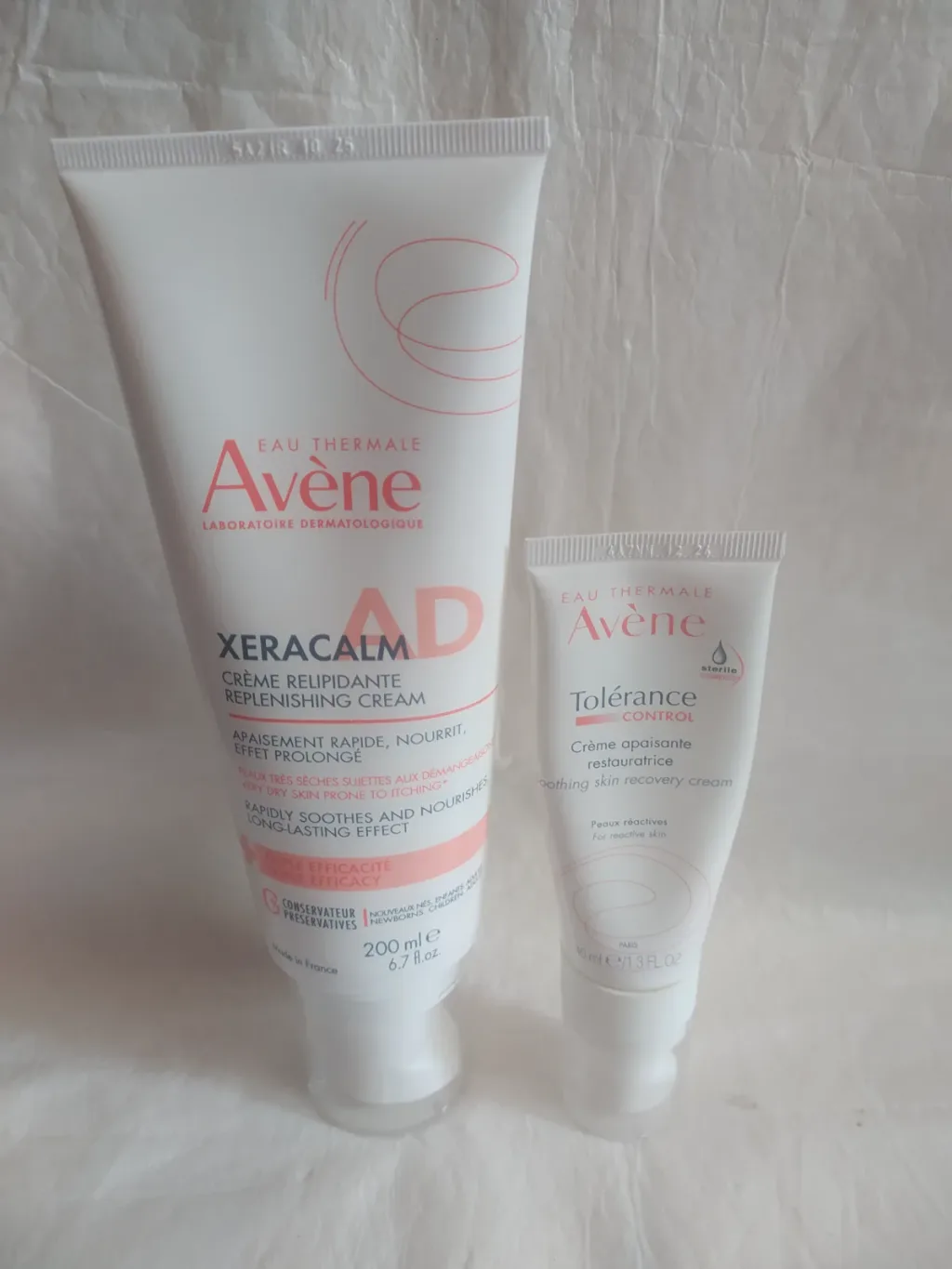 Засоби для чутливої шкіри avene, ціна за обидва